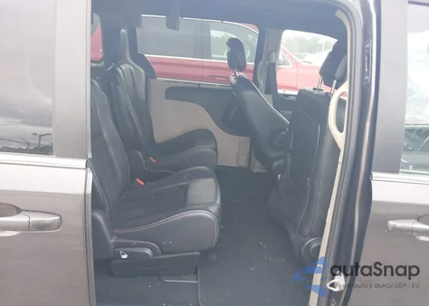 2017 Dodge Grand Caravan Sxt z USA, uszkodzony, nr VIN 2C4RDGCG5HR701096